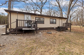 Quaint Cabin, short drive to Silver Dollar City